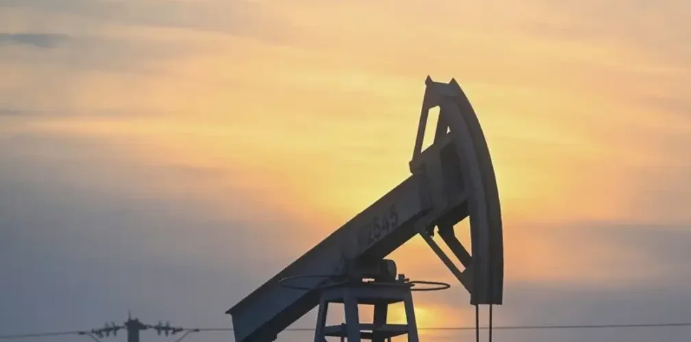 النفط يجدد صعوده  وخام  برنت  يتجاوز 80 دولارا للبرميل 1008x500