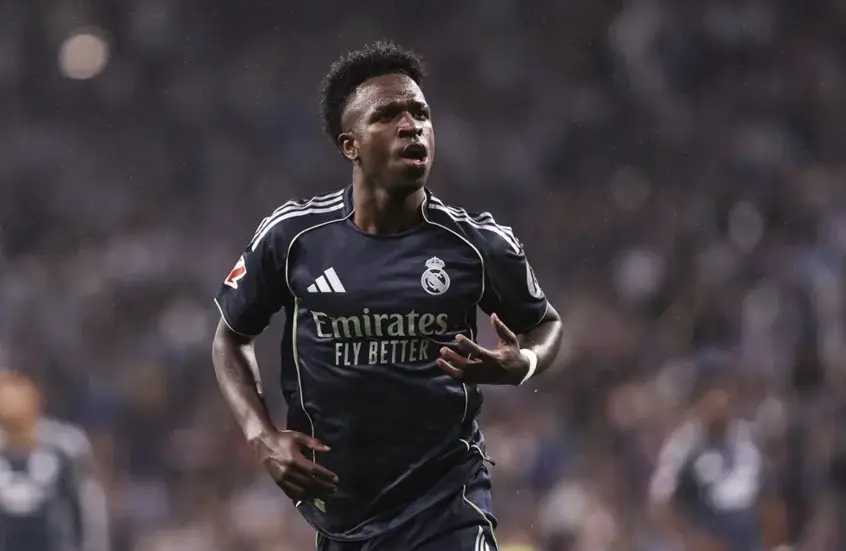 أرسنال يجهز أكبر عرض في تاريخ النادي لضم فينيسيوس  فهل يرحل النجم البرازيلي عن ريال مدريد؟